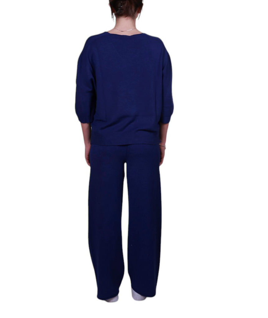 Maglia donna, scollo a V, con manica 3/4 e spacchetti laterali Made in Italy
