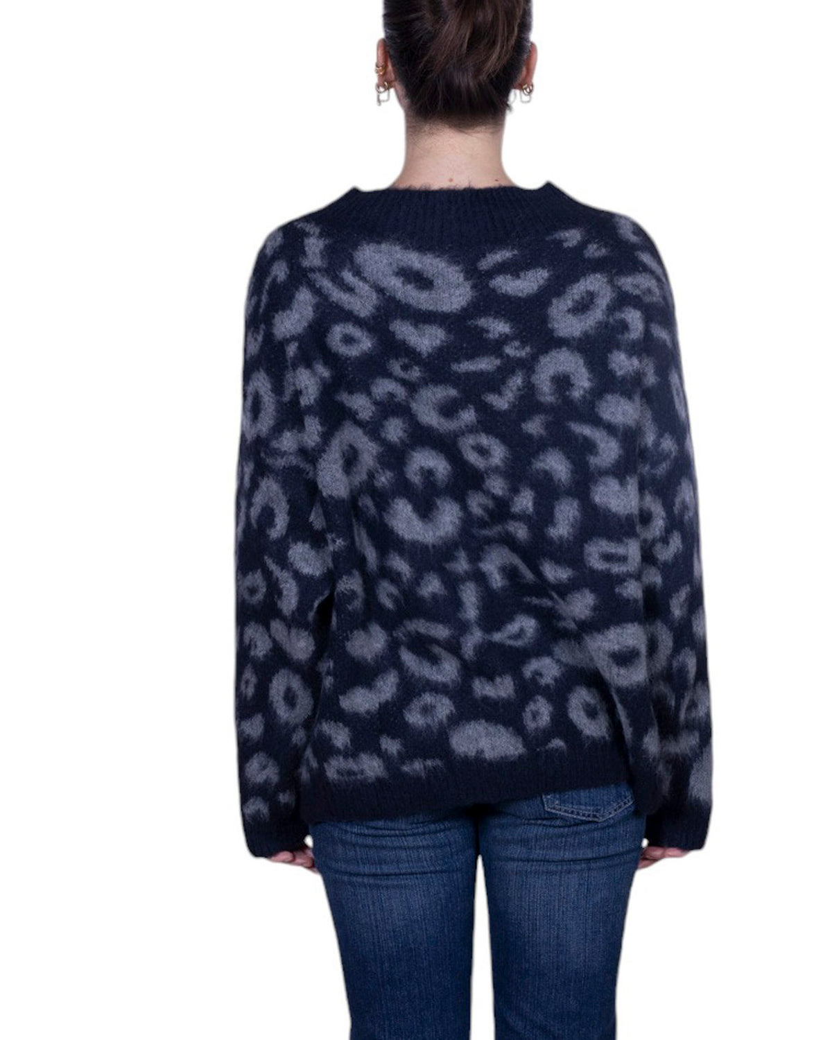 Maglia donna in misto lana con fantasia leopardata e vestibilità morbida