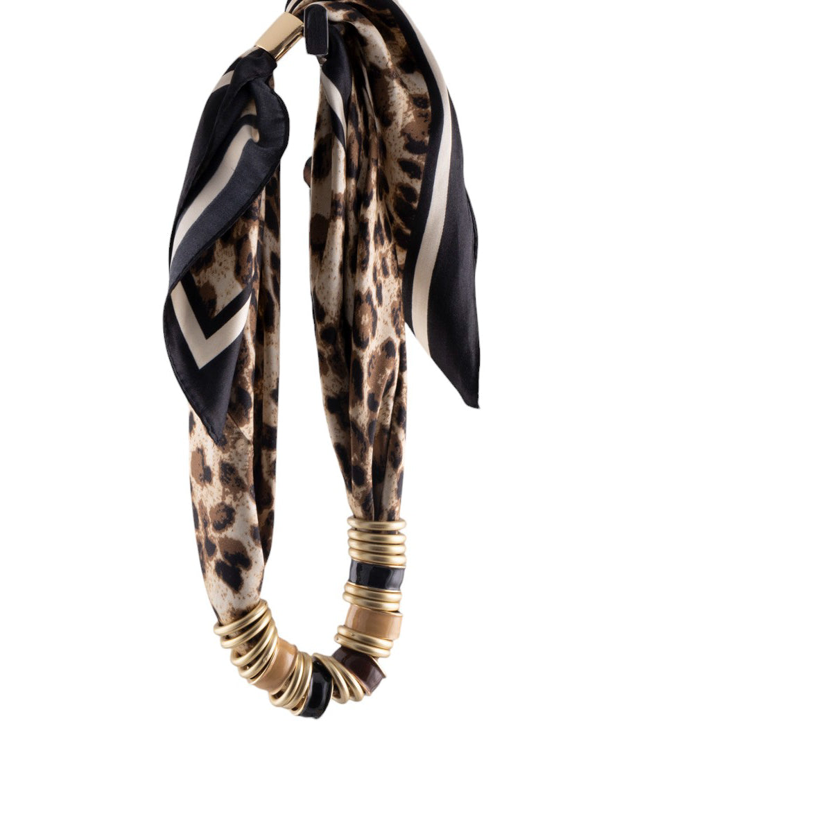 Collana foulard fantasia animalier con anelli metallici dorati effetto gioiello