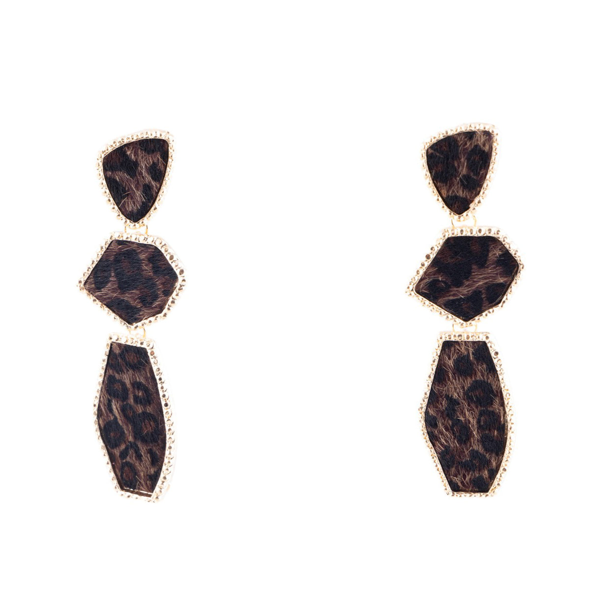 Orecchini pendenti geometrici effetto animalier con profili metallici dorati