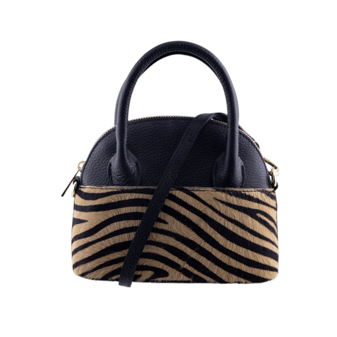 Borsa a mano in pelle martellata e cavallino animalier, con tracolla removibile