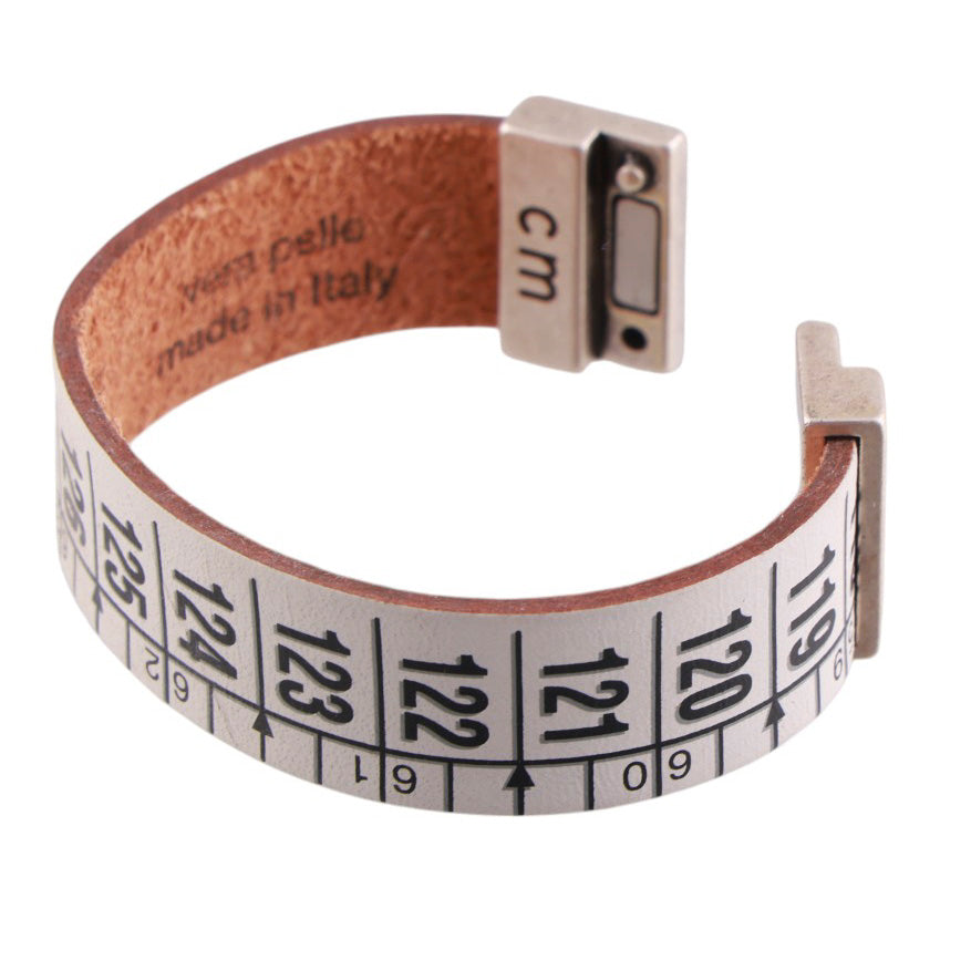 Bracciale Cm in vera pelle con chiusura magnetica in ottone satinato