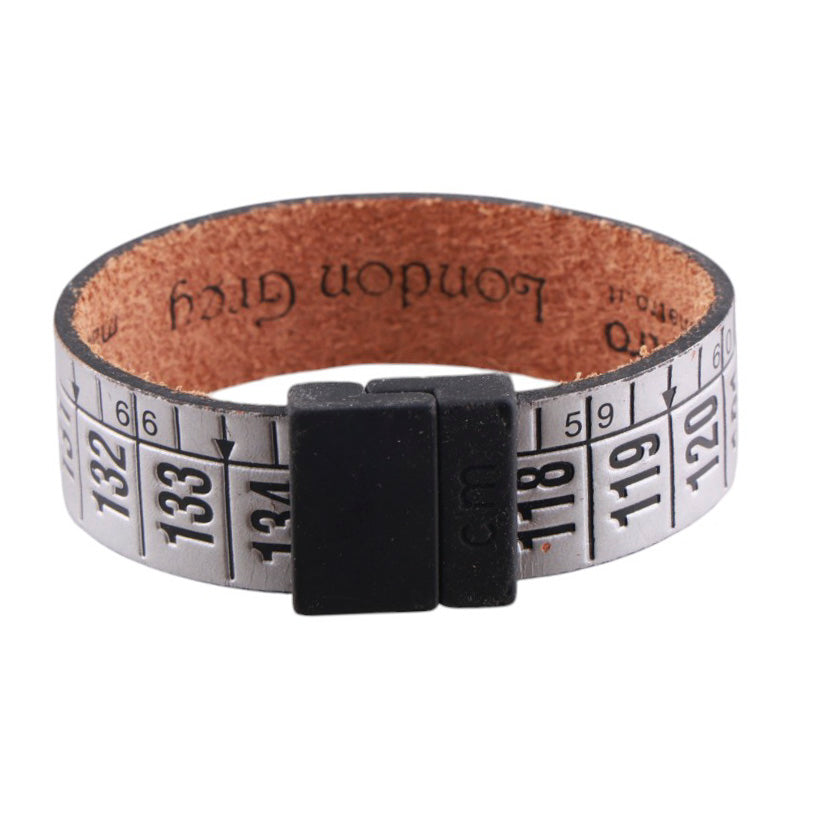 Bracciale Cm in vera pelle con chiusura magnetica gommata soft-touch