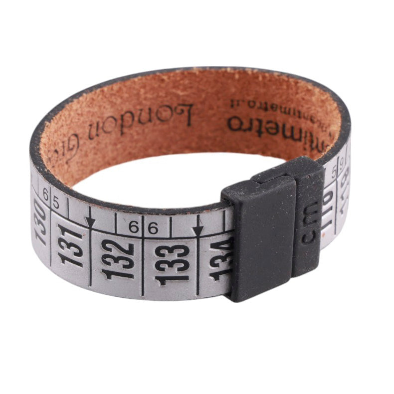 Bracciale Cm in vera pelle con chiusura magnetica gommata soft-touch