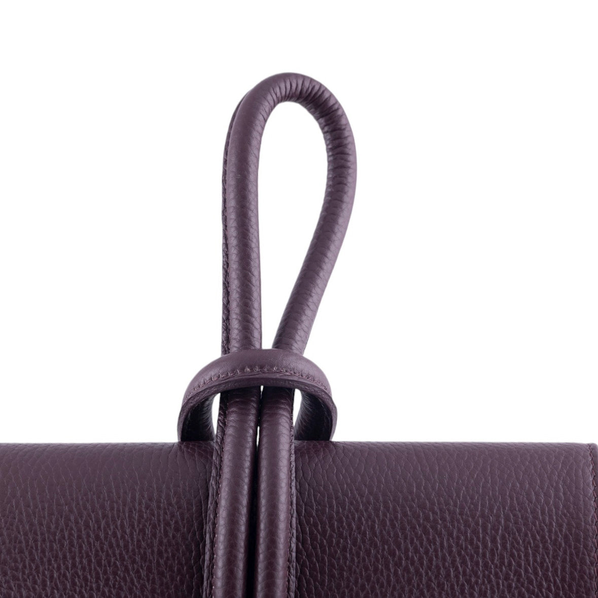 Borsa a mano in vera pelle con dettaglio a nodo e tracolla regolabile inclusa