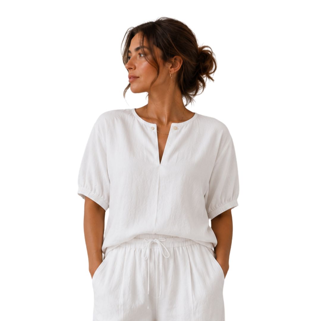 Blusa donna a maniche corte e scollo a v con applicazione, in 100% cotone