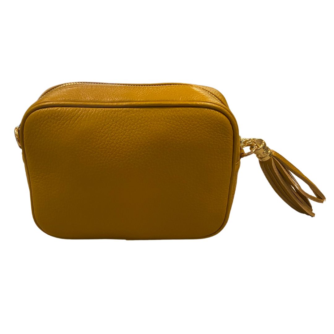Borsa cubotto in vera pelle martellata con tracolla regolabile e zip superiore